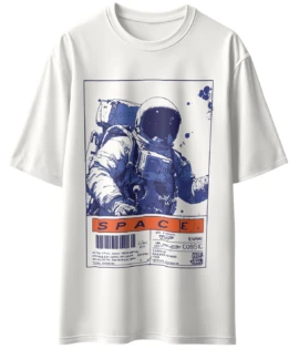 Oriko Space Walker Oversized Graphic T-Shirt – Astronaut in Space Illustration
